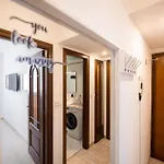 아파트 Design & Comfort Near Station *