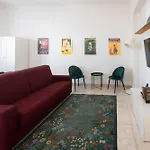아파트 Design & Comfort Near Station