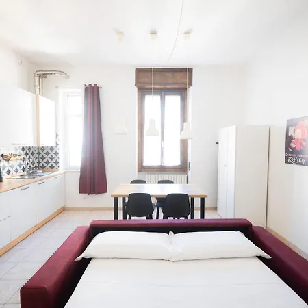 아파트 Design & Comfort Near Station 밀라노