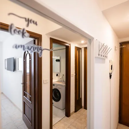 Apartament Design & Comfort Near Station *