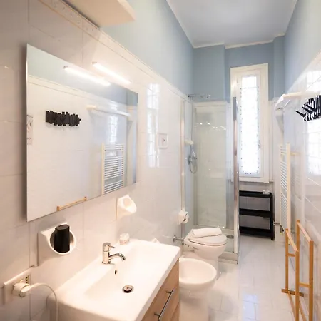 Design & Comfort Near Station * Mediolan