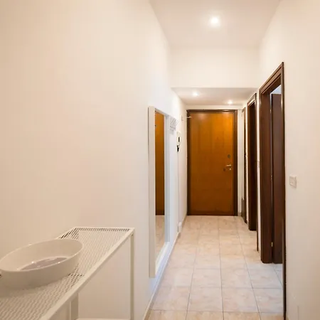 Design & Comfort Near Station