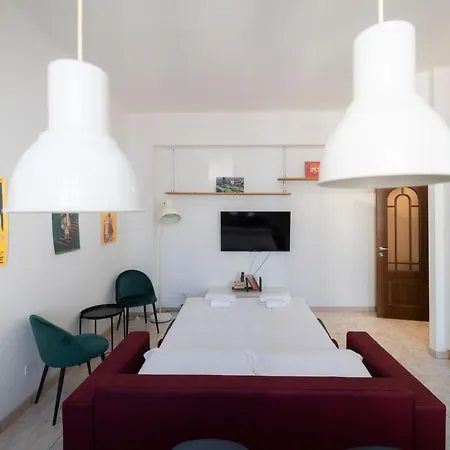 Apartament Design & Comfort Near Station Mediolan