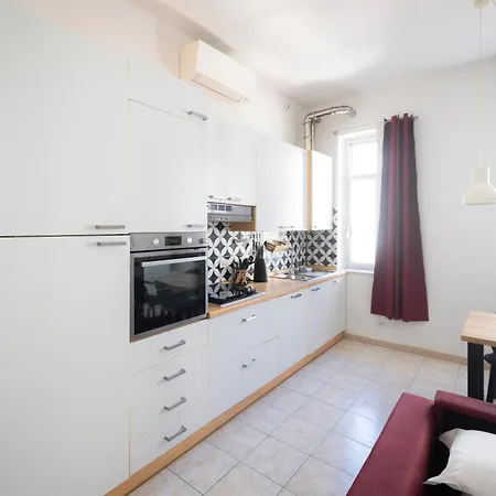 Design & Comfort Near Station