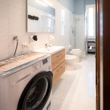Design & Comfort Near Station * Mediolan